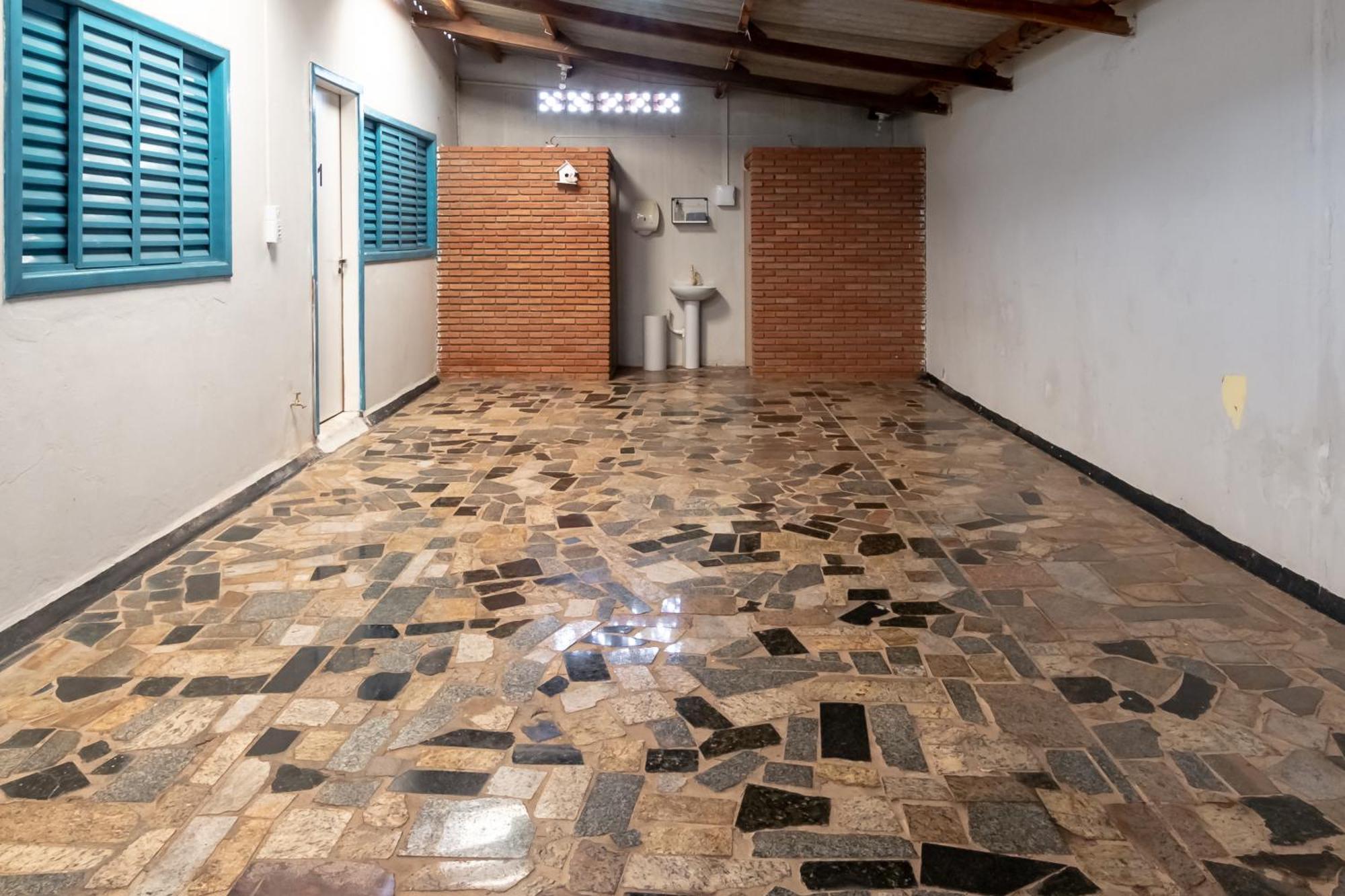 Hotel Pousada Roosevelt Quarto 04 - Pousada Central Prox Rodoviaria E Dist Industrial Uberlândia Esterno foto